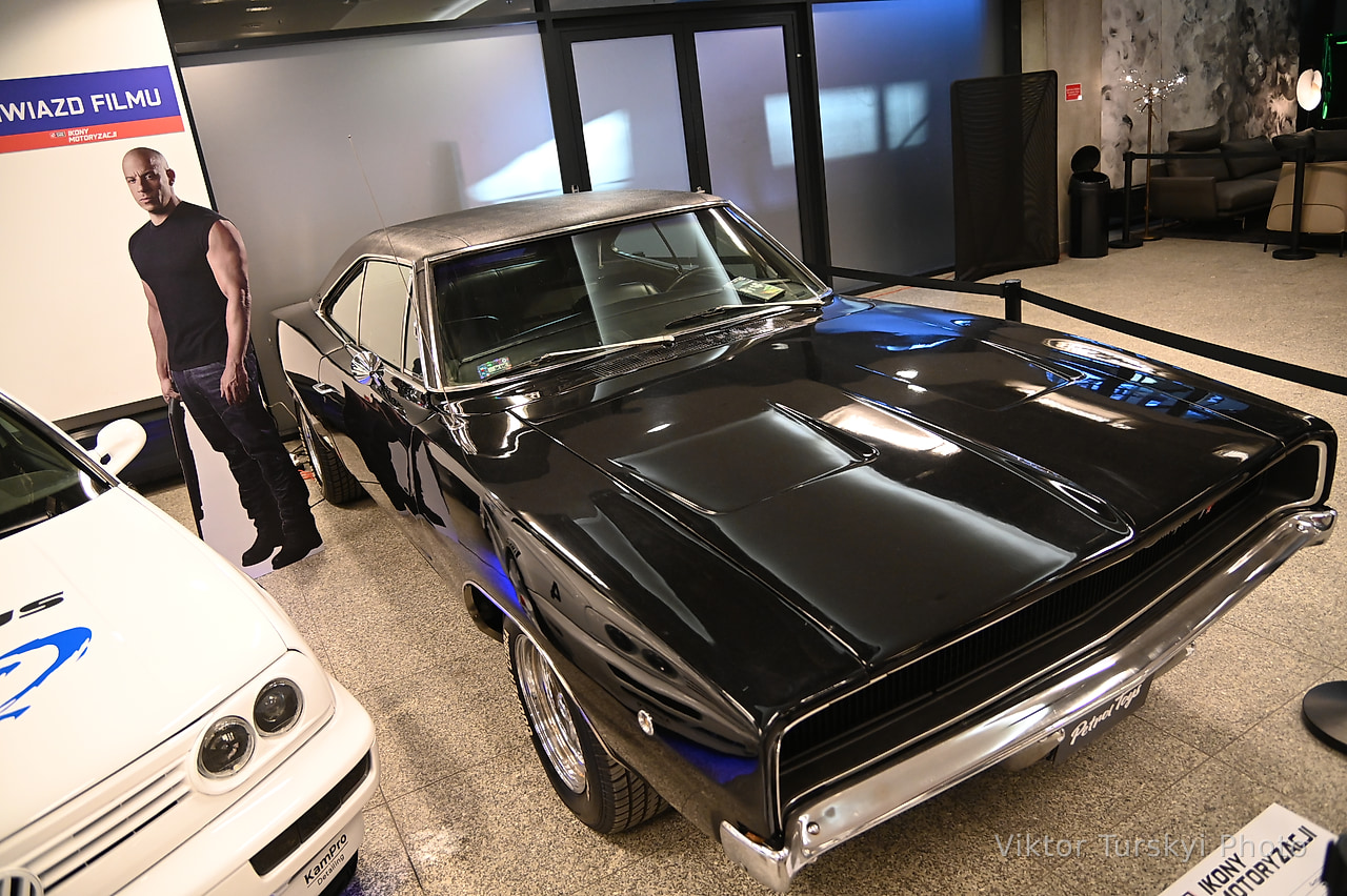 Warsaw Cars Exhibition — photo 19